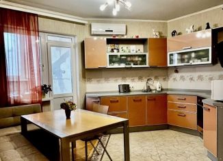 Продается 2-комнатная квартира, 68.2 м2, Самара, Солнечная улица, 6, метро Российская