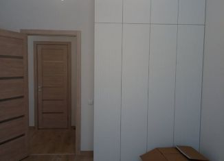 Продам двухкомнатную квартиру, 51.1 м2, Тюменская область, Центральная площадь