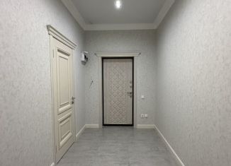 Сдам двухкомнатную квартиру, 70 м2, Дагестан, улица Лаптиева, 45