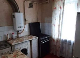 Продается двухкомнатная квартира, 42 м2, Батайск, улица Ленина, 215