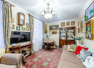 Продается 3-комнатная квартира, 73.5 м2, Санкт-Петербург, улица Полярников, 7, улица Полярников