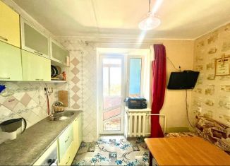 Двухкомнатная квартира на продажу, 54.6 м2, Приморско-Ахтарск, улица 50 лет Октября, 124