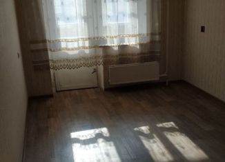 3-комнатная квартира на продажу, 64.6 м2, посёлок городского типа Медведево, улица Мира, 4А