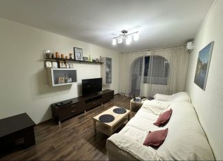 Трехкомнатная квартира на продажу, 68 м2, Краснодарский край, проспект Дзержинского, 204