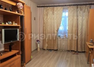 Продается 3-комнатная квартира, 53 м2, Мурманск, Якорный переулок, 4, Первомайский округ