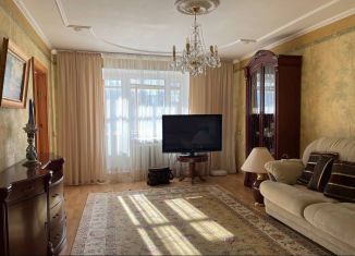 Продается четырехкомнатная квартира, 90 м2, Пенза, Одесская улица, 2
