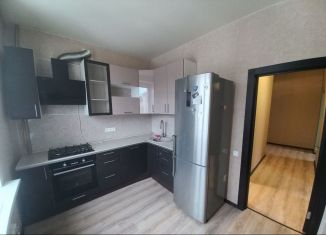 Продам трехкомнатную квартиру, 70 м2, Новокуйбышевск, улица Суворова, 49А