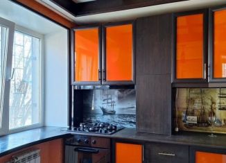 Продажа 3-ком. квартиры, 40 м2, Нижний Новгород, улица Лесной Городок, 27, микрорайон Лесной Городок