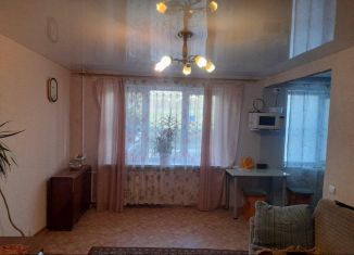 Сдаю 3-ком. квартиру, 60 м2, Пермь, Янаульская улица, 12, Орджоникидзевский район