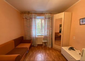 Сдаю в аренду комнату, 15 м2, Тюмень, улица Республики, 246