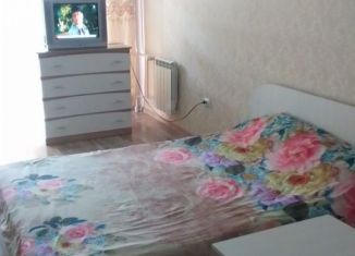 Сдача в аренду 1-комнатной квартиры, 40 м2, Иркутская область, 22-й микрорайон, 42