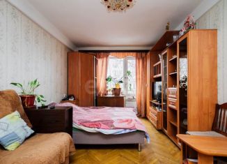 Продам 1-ком. квартиру, 31 м2, Санкт-Петербург, проспект Космонавтов, 52к3, Московский район