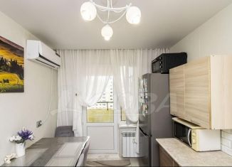 Продается 1-ком. квартира, 35 м2, Тюмень, Беловежская улица, 17