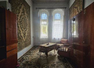 Продажа 3-комнатной квартиры, 55.5 м2, Краснодар, улица Гоголя, 42, улица Гоголя