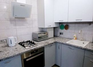 Продам 1-комнатную квартиру, 39 м2, Калининград, Пригородная улица, 13к4