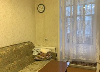 Продажа трехкомнатной квартиры, 57 м2, Свердловская область, проспект Орджоникидзе, 21