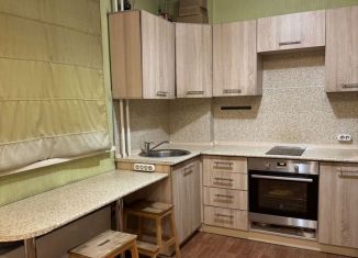 Квартира в аренду студия, 31.4 м2, Иркутская область, микрорайон Радужный, 74