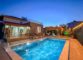 Продаю коттедж, 175 м2, Сириус