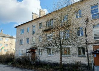 Продается 1-ком. квартира, 26 м2, Ленинградская область, городок Первомайское-1, 1