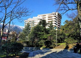 Продается помещение свободного назначения, 37 м2, Ялта, улица Руданского, 8Б