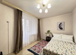 Сдача в аренду 2-ком. квартиры, 45 м2, Астрахань, улица Савушкина, 37к2