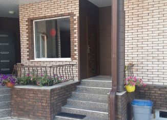 Четырехкомнатная квартира в аренду, 125 м2, Кингисепп, Слободская улица, 2