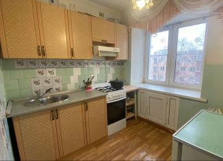 Продажа 2-комнатной квартиры, 43 м2, Стерлитамак, улица Дружбы, 43