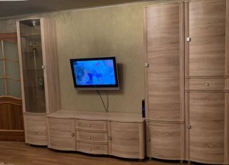 Четырехкомнатная квартира в аренду, 79 м2, Свердловская область, улица Владимира Высоцкого, 2