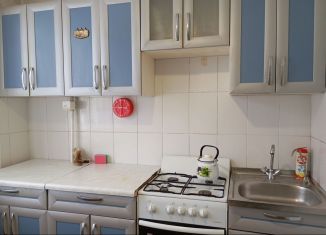 2-комнатная квартира в аренду, 46 м2, Курган, улица Максима Горького, 150