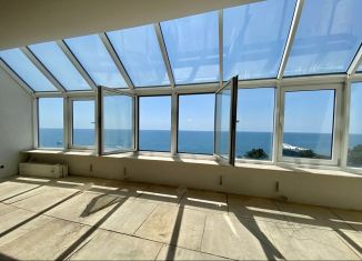 Продается четырехкомнатная квартира, 140 м2, Сочи, проспект Пушкина, 5А