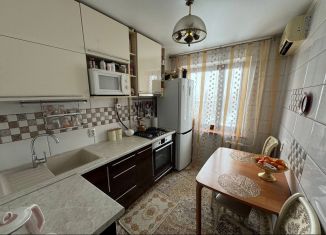 Продам 3-ком. квартиру, 56.7 м2, Уфа, Айская улица, 56