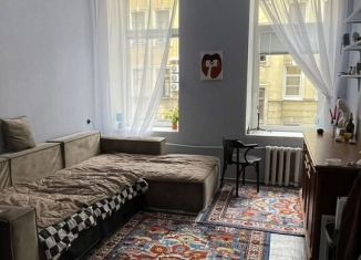 Продается комната, 18 м2, Санкт-Петербург, Большой проспект Петроградской стороны, 19, метро Чкаловская