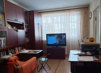 Продается 4-ком. квартира, 61.3 м2, Бугульма, улица Карла Маркса, 16