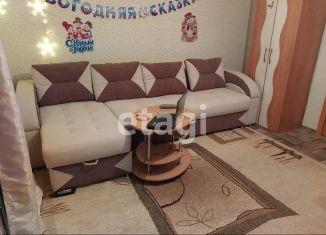 Продажа 2-ком. квартиры, 52.8 м2, Красноярск, улица Калинина, 47