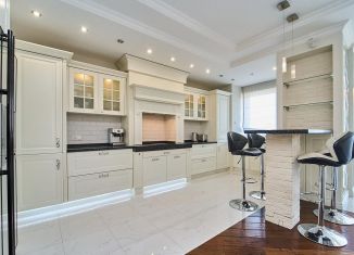 Продаю трехкомнатную квартиру, 120 м2, Краснодар, улица имени П.М. Гаврилова, 27, ЖК Триумф