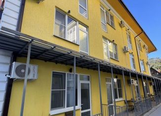 Сдается в аренду комната, 35 м2, Сочи, улица Ульянова, 21А