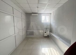 Аренда помещения свободного назначения, 12 м2, Астрахань, Зелёная улица, 47