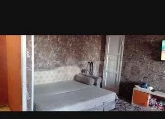 Продается 2-комнатная квартира, 43.6 м2, село Белогорье, Заводская улица, 2