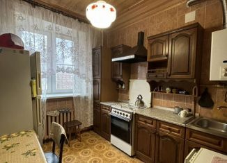 Сдается в аренду 3-ком. квартира, 90 м2, Раменское, улица Воровского, 12