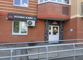 Продам торговую площадь, 103 м2, Ивантеевка, Школьная улица, 1