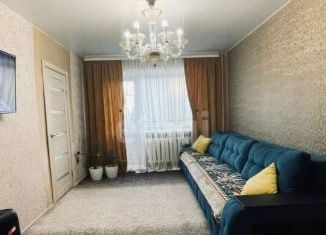 Продается трехкомнатная квартира, 46.5 м2, Омск, 8-я Кировская улица, 70, Кировский округ