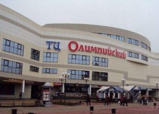 Продаю торговую площадь, 40.1 м2, Курск, улица Дзержинского, 25