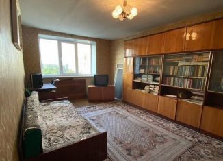 Продам 3-комнатную квартиру, 66.7 м2, Красноперекопск, 10-й микрорайон, 32