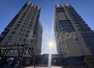 Продажа 2-ком. квартиры, 87 м2, Тюмень, улица Ю.-Р.Г. Эрвье, 38, ЖК Европейский Берег