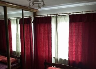 Сдается в аренду однокомнатная квартира, 52 м2, Липецк, улица 8 Марта