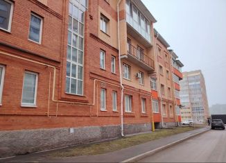 Продажа 3-ком. квартиры, 98.1 м2, Череповец, Ленинградская улица, 29