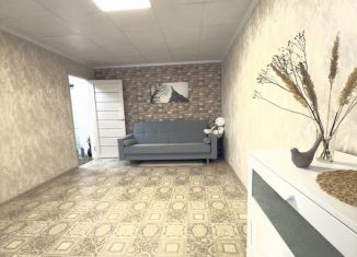 Продажа 1-ком. квартиры, 33 м2, Кстово, 3-й микрорайон, 10