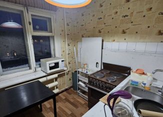 Продажа 3-ком. квартиры, 48.9 м2, Воркута, улица Ленина, 66А