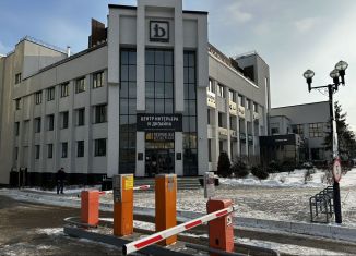 Сдам в аренду торговую площадь, 50 м2, Чебоксары, Ярославская улица, 29