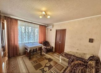 Продажа 3-ком. квартиры, 55 м2, Таганрог, улица Сызранова, 6